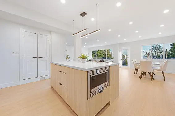 1225 Cloverley Street, North Vancouver For Sale - image 7