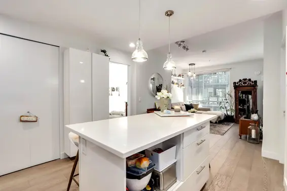 320 723 West 3rd Street, North Vancouver For Sale - image 11