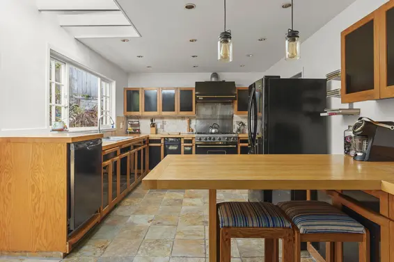 6248 Wellington Avenue, West Vancouver For Sale - image 19