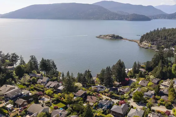 6248 Wellington Avenue, West Vancouver For Sale - image 37