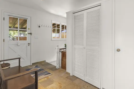 6248 Wellington Avenue, West Vancouver For Sale - image 5