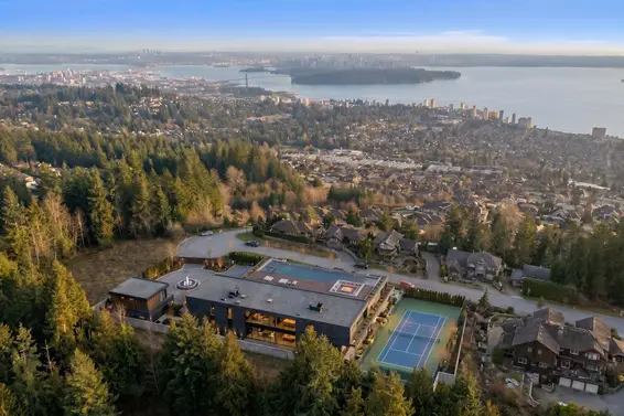 2345 Kadlec Court, West Vancouver For Sale - image 36