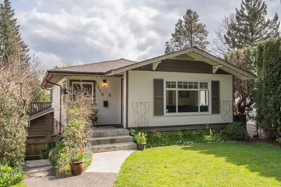 1119 Cloverley Street, North Vancouver