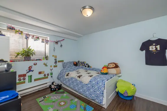 1119 Cloverley Street, North Vancouver For Sale - image 22