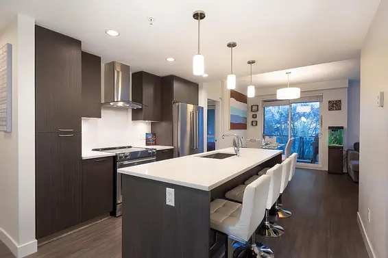 402 719 West 3Rd Street, North Vancouver For Sale - image 3