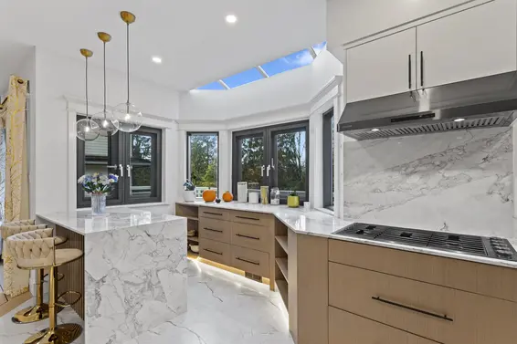 5485 Keith Road, West Vancouver For Sale - image 12