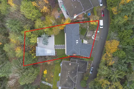 5485 Keith Road, West Vancouver For Sale - image 38