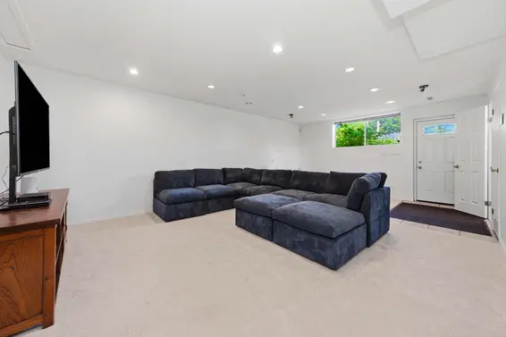 4150 Best Court, North Vancouver For Sale - image 26