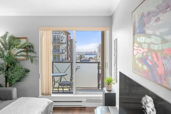 302 140 East 4th Street, North Vancouver For Sale - image 3