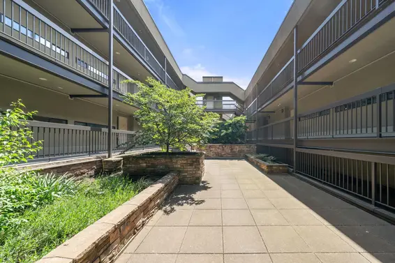 302 140 East 4th Street, North Vancouver For Sale - image 30