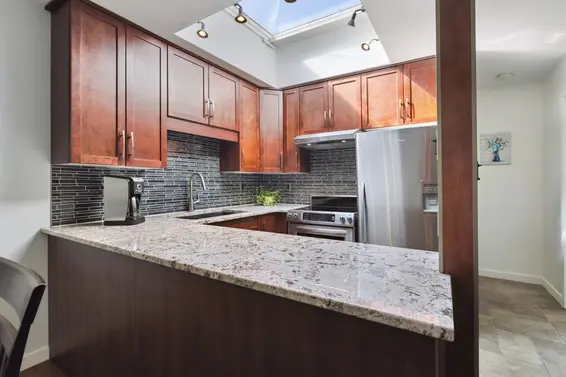 303 145 East 12th Street, North Vancouver For Sale - image 2