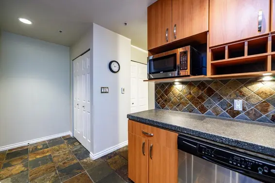 211 3600 Windcrest Drive, North Vancouver For Sale - image 19