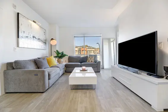 306 625 East 3rd Street, North Vancouver For Sale - image 6