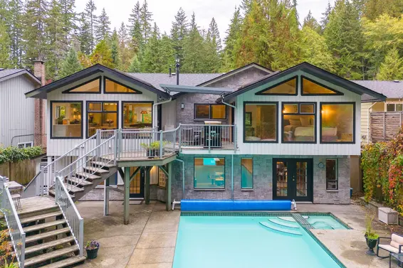 2529 Hyannis Point, North Vancouver