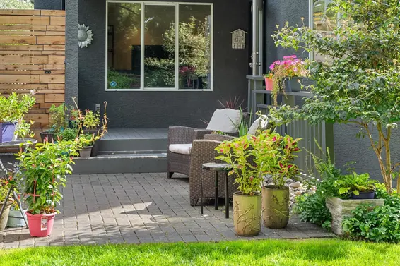 1617 Emerson Court, North Vancouver For Sale - image 36