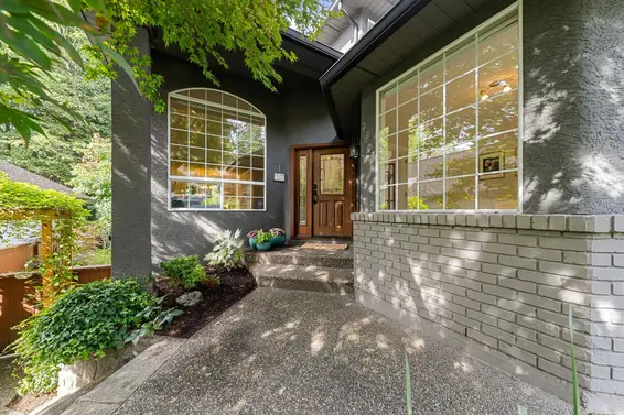 1617 Emerson Court, North Vancouver For Sale - image 40