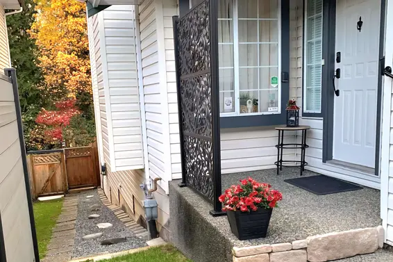 1935 Westview Drive, North Vancouver For Sale - image 2