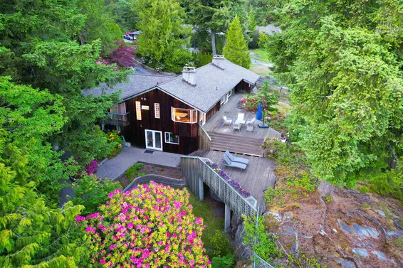 4663 Woodridge Place, West Vancouver For Sale - image 8