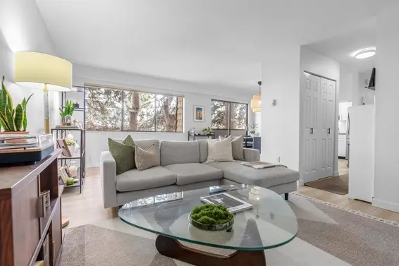 204 1721 St. Georges Avenue, North Vancouver For Sale - image 7