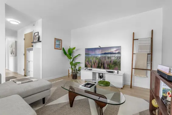 204 1721 St. Georges Avenue, North Vancouver For Sale - image 8