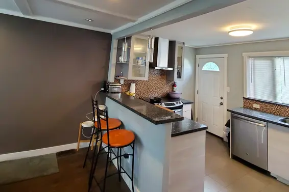 532 East 5th Street, North Vancouver For Sale - image 2