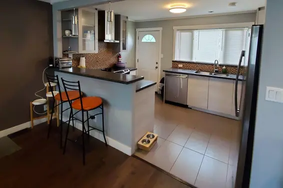 532 East 5th Street, North Vancouver For Sale - image 4