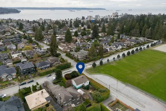 1195 Kings Avenue, West Vancouver For Sale - image 1