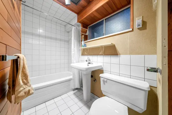 2698 Newmarket Drive, North Vancouver For Sale - image 33