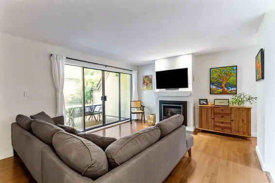 3196 Mountain Highway, North Vancouver For Sale - image 2