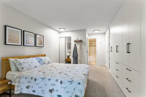 3196 Mountain Highway, North Vancouver For Sale - image 9