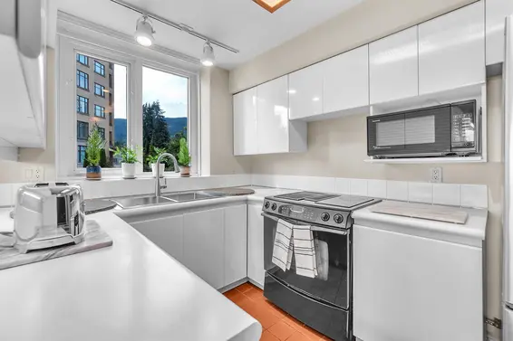 103 2280 Bellevue Avenue, West Vancouver For Sale - image 10
