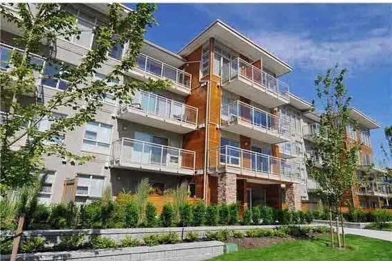 PH2 1033 St. Georges Avenue, North Vancouver