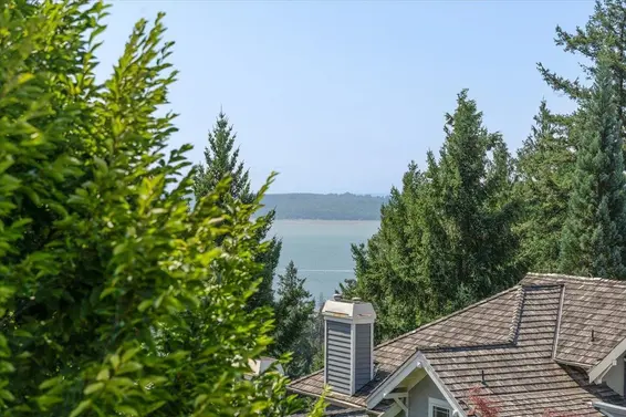 4949 Edendale Court, Vancouver For Sale - image 26