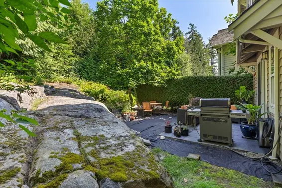 4949 Edendale Court, Vancouver For Sale - image 37
