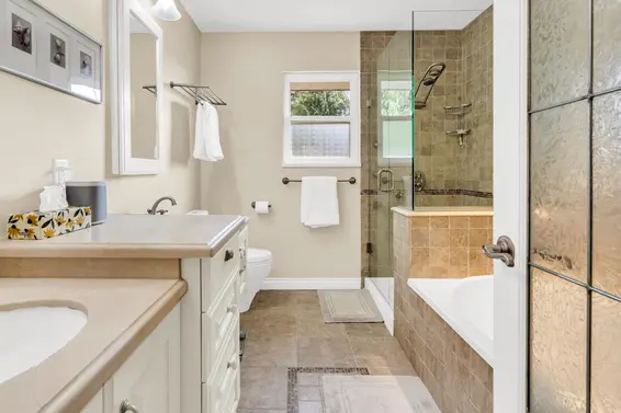 885 Canyon Boulevard, North Vancouver For Sale - image 20