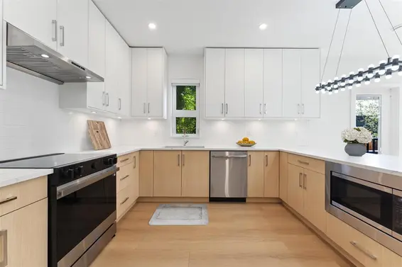 842 St. Denis Avenue, North Vancouver For Sale - image 7