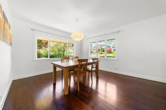 2195 Cortell Street, North Vancouver For Sale - image 10