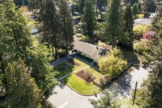 2195 Cortell Street, North Vancouver For Sale - image 2