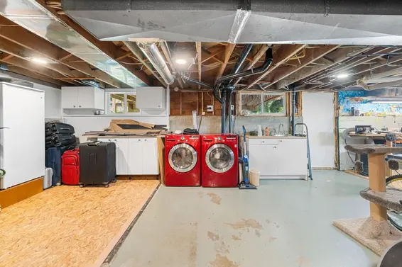 2195 Cortell Street, North Vancouver For Sale - image 23