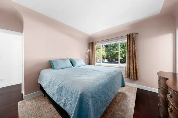 2195 Cortell Street, North Vancouver For Sale - image 33