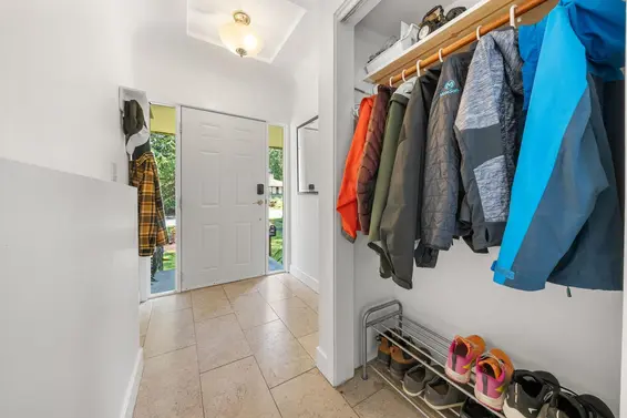 2195 Cortell Street, North Vancouver For Sale - image 39