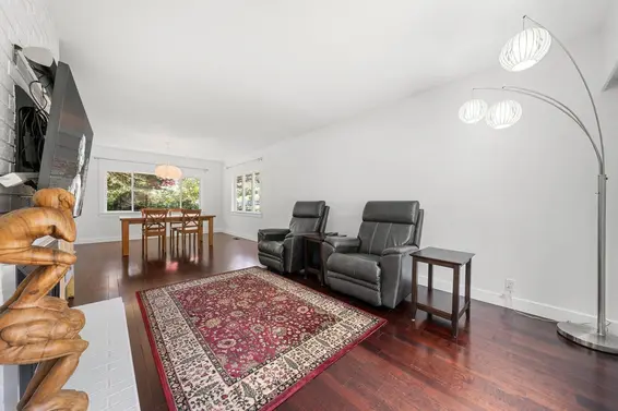 2195 Cortell Street, North Vancouver For Sale - image 8