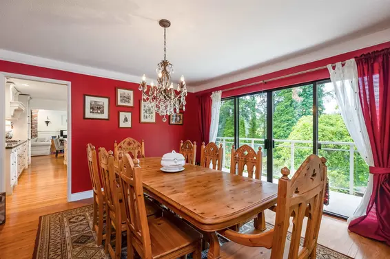 5704 Westport Road, West Vancouver For Sale - image 12