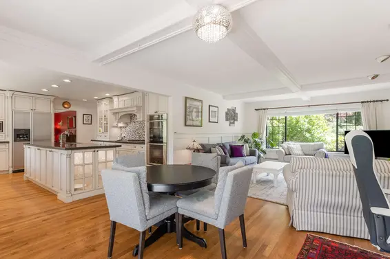 5704 Westport Road, West Vancouver For Sale - image 6