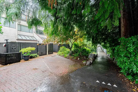 5 1786 Esquimalt Avenue, West Vancouver For Sale - image 34