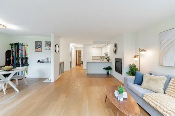 5 1786 Esquimalt Avenue, West Vancouver For Sale - image 4