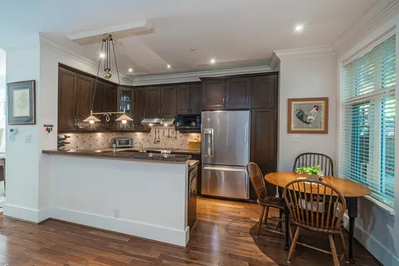 2129 Gordon Avenue, West Vancouver For Sale - image 10