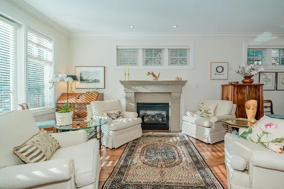 2129 Gordon Avenue, West Vancouver For Sale - image 4