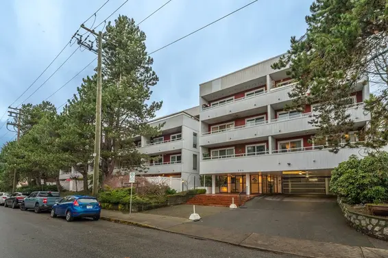 207 250 West 1St Street, North Vancouver