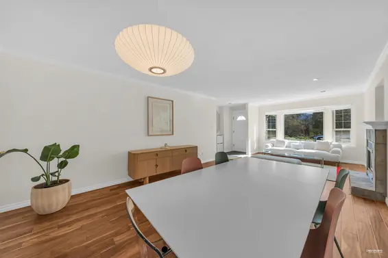 3265 Chaucer Avenue, North Vancouver For Sale - image 8